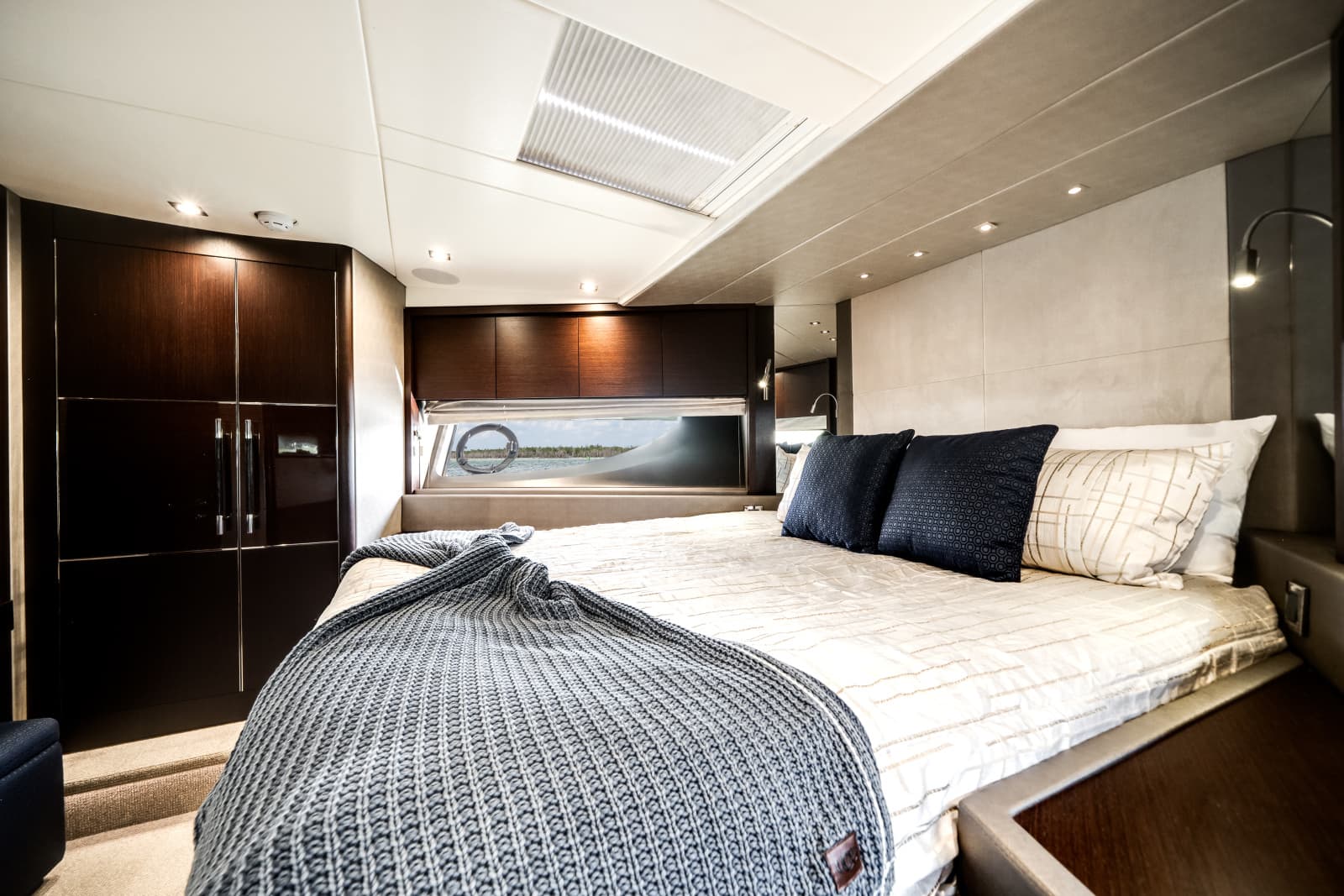 2019 Sunseeker 76 Flybridge - Photo 24