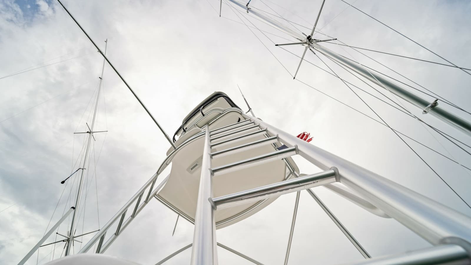 2015 Viking 55 Convertible - Photo 61