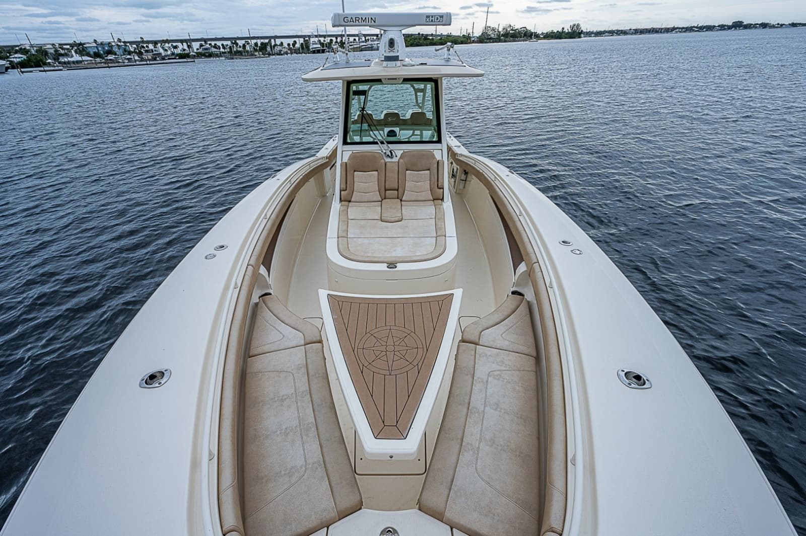 2018 Scout 355 LXF - Photo 19