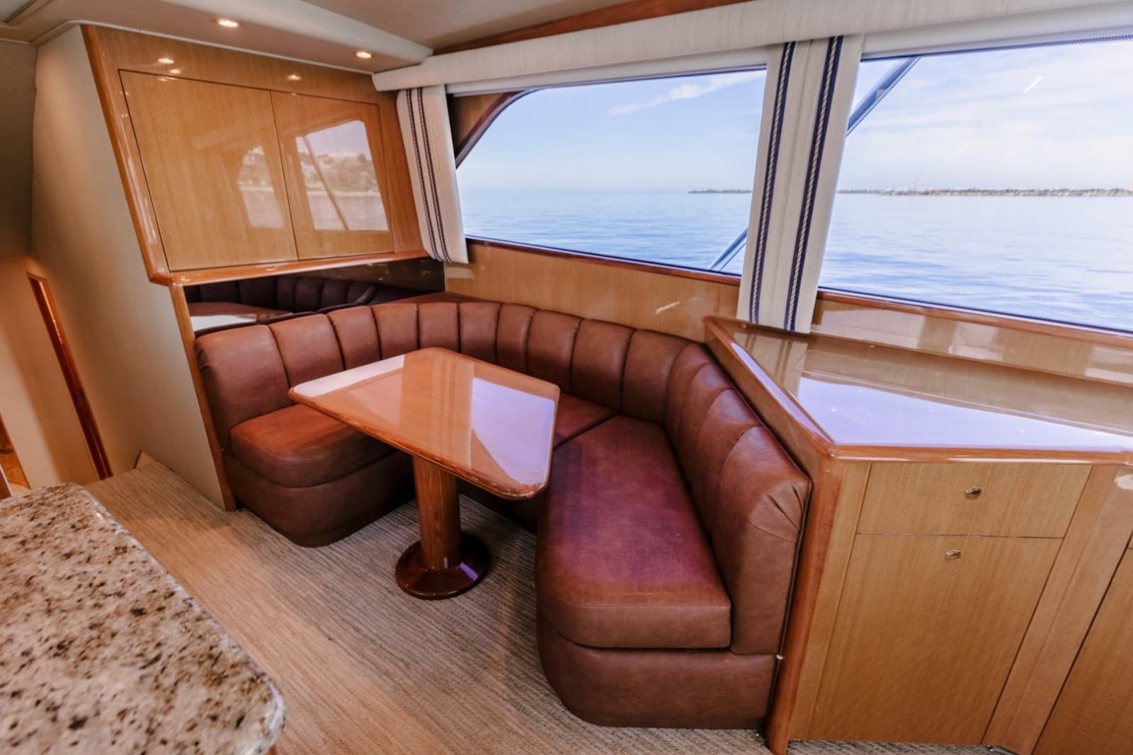 2003 Viking 56 Convertible - Photo 32
