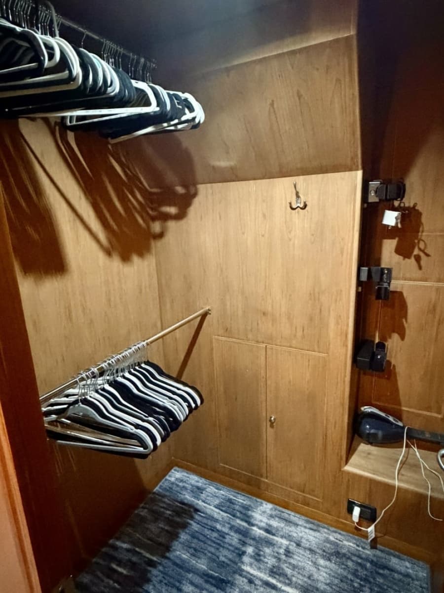 2012 Alaskan 70 Motor Yacht - Photo 56
