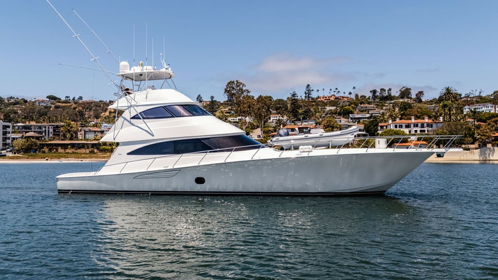 2019 Viking 80 Skybridge - Photo 78
