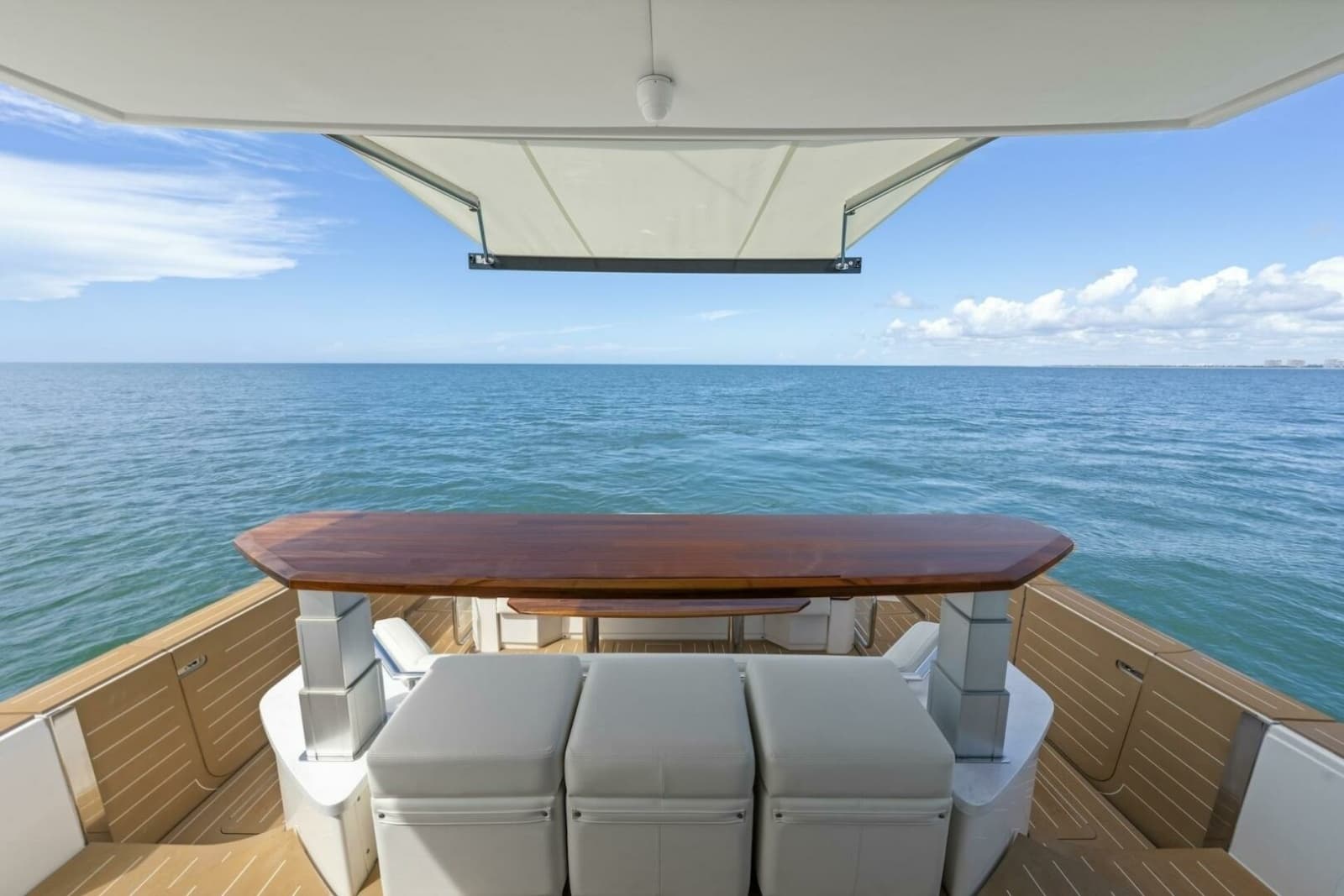 2023 Tiara Yachts EX 60 - Photo 54