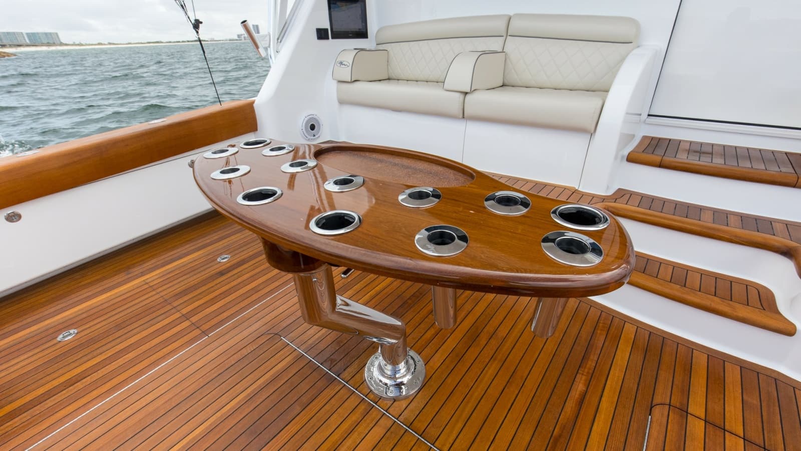 2022 Viking 58 Convertible - Photo 45