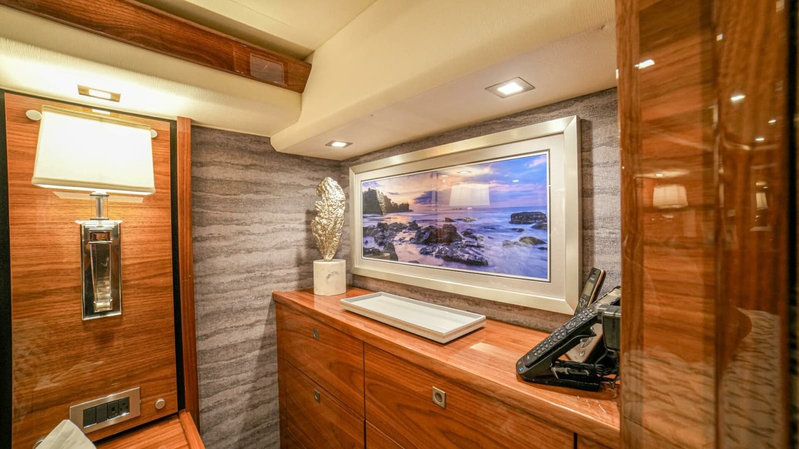 2023 Viking 72 Convertible - Photo 78