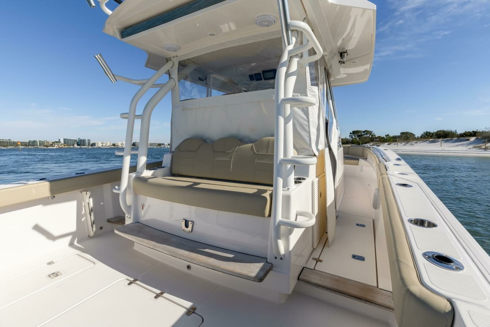 2019 Pursuit S 368 - Photo 13