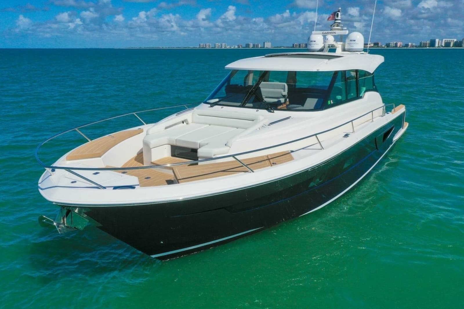 2023 Tiara Yachts EX 60 - Photo 8