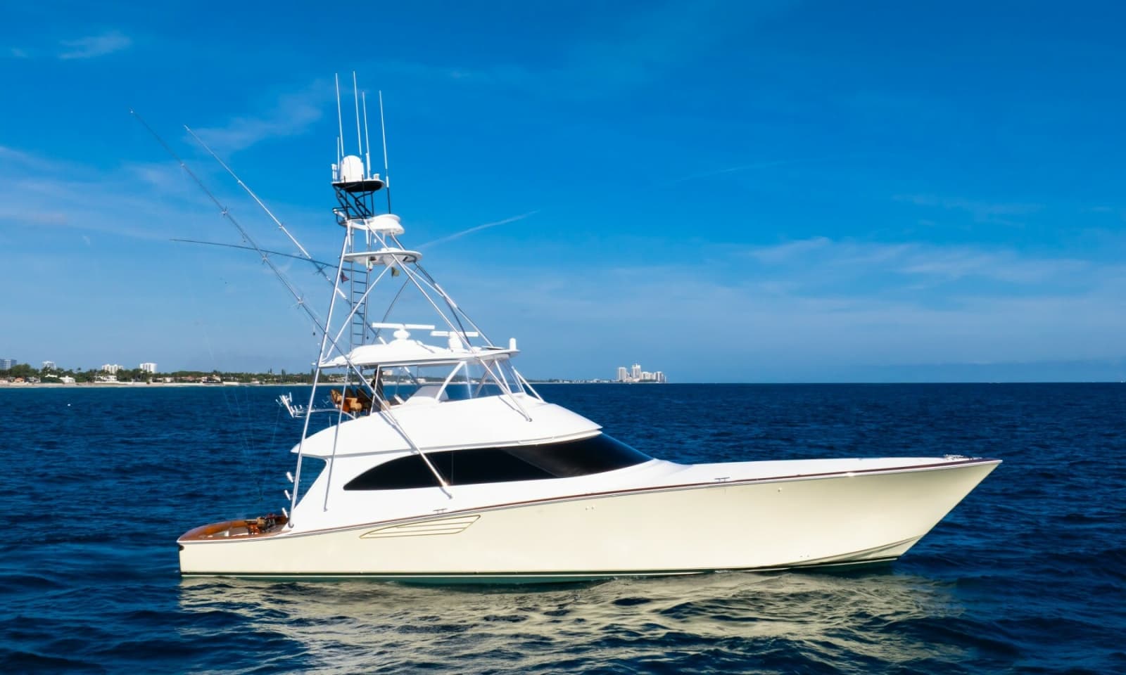 2015 Viking 70 Convertible - Photo 1
