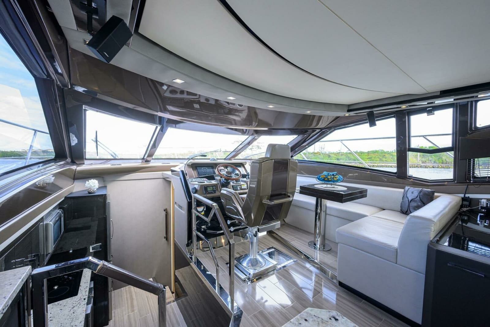 2016 Marquis 660 Sport Yacht - Photo 24