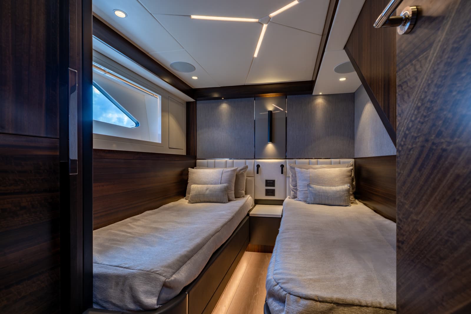 2022 Sunseeker Manhattan 68 - Photo 69