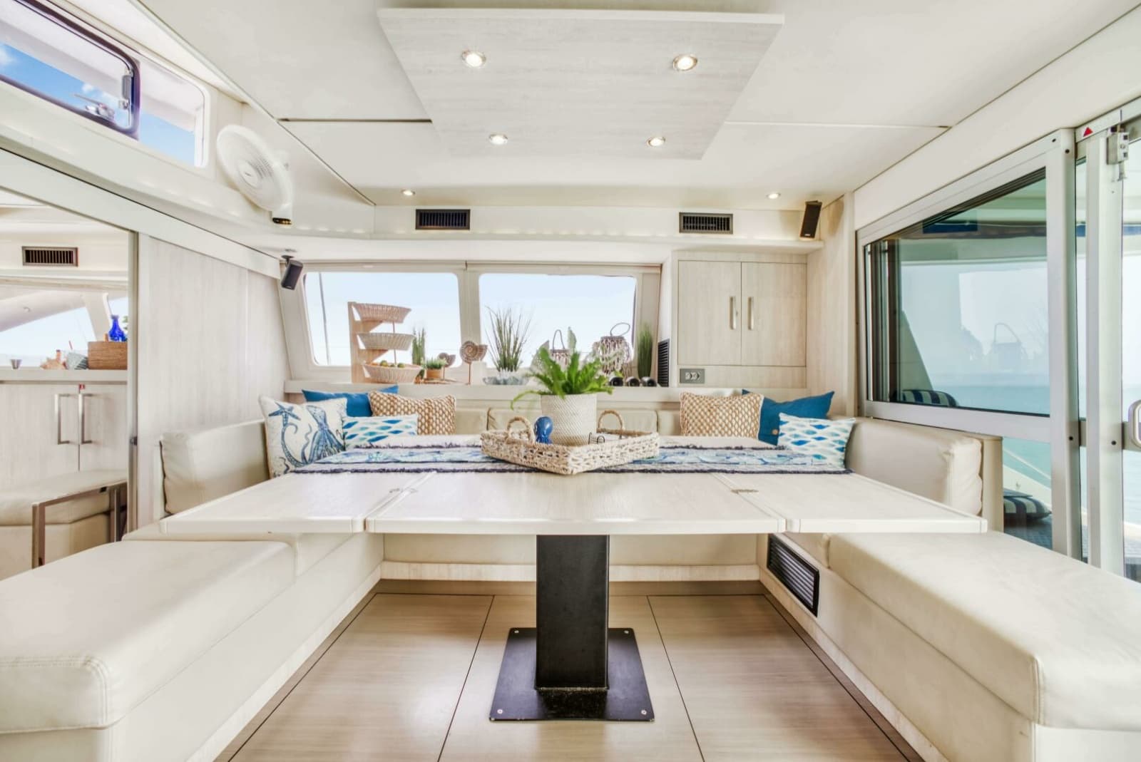 2016 Leopard 58 Catamaran - Photo 57