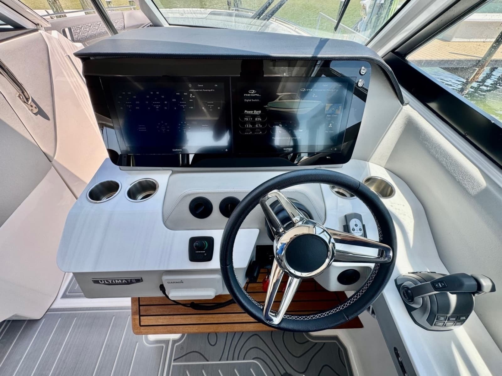 2025 Regal LS36 - Photo 12