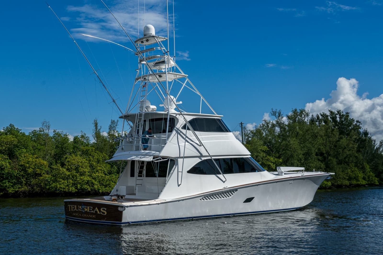 2011 Viking 76 Enclosed Bridge - Photo 128