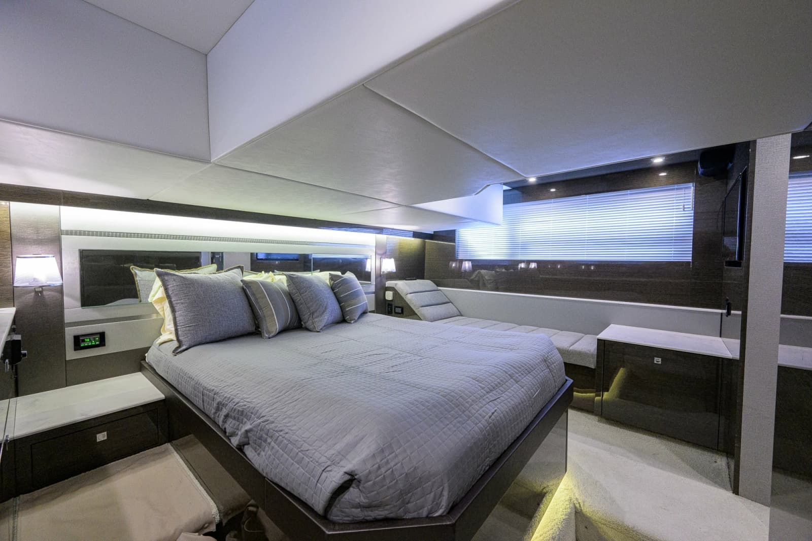 2020 Cruisers 46 Cantius - Photo 25