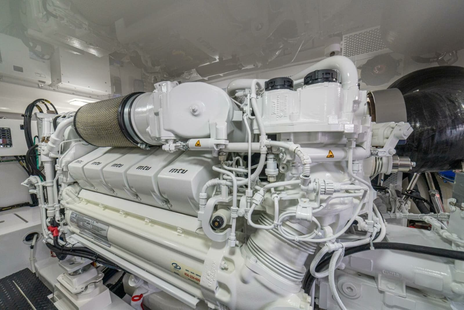 2025 Viking 58 Convertible - Photo 46