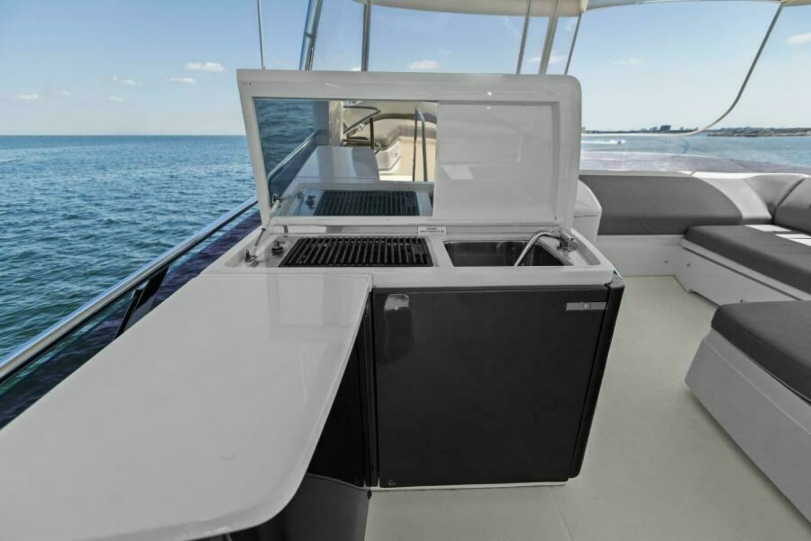 2016 Princess 60 Flybridge - Photo 63