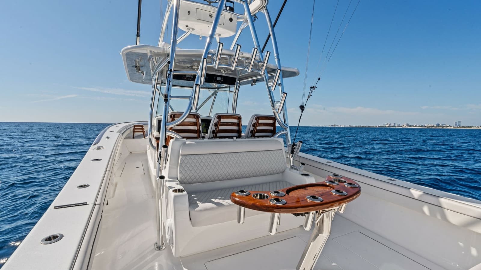 2025 Valhalla Boatworks V-41 - Photo 18