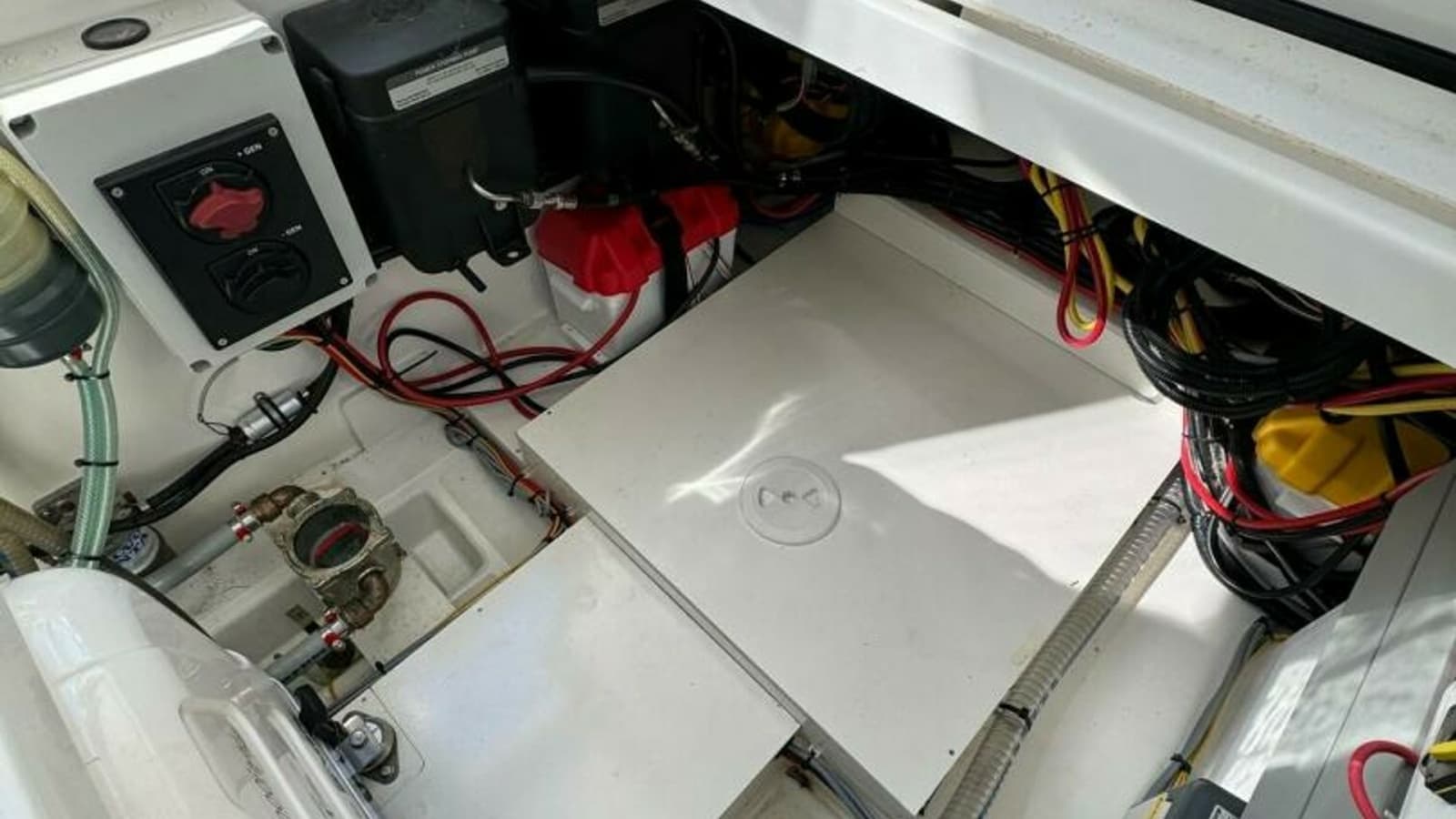 2022 Beneteau Antares 11 - Photo 14