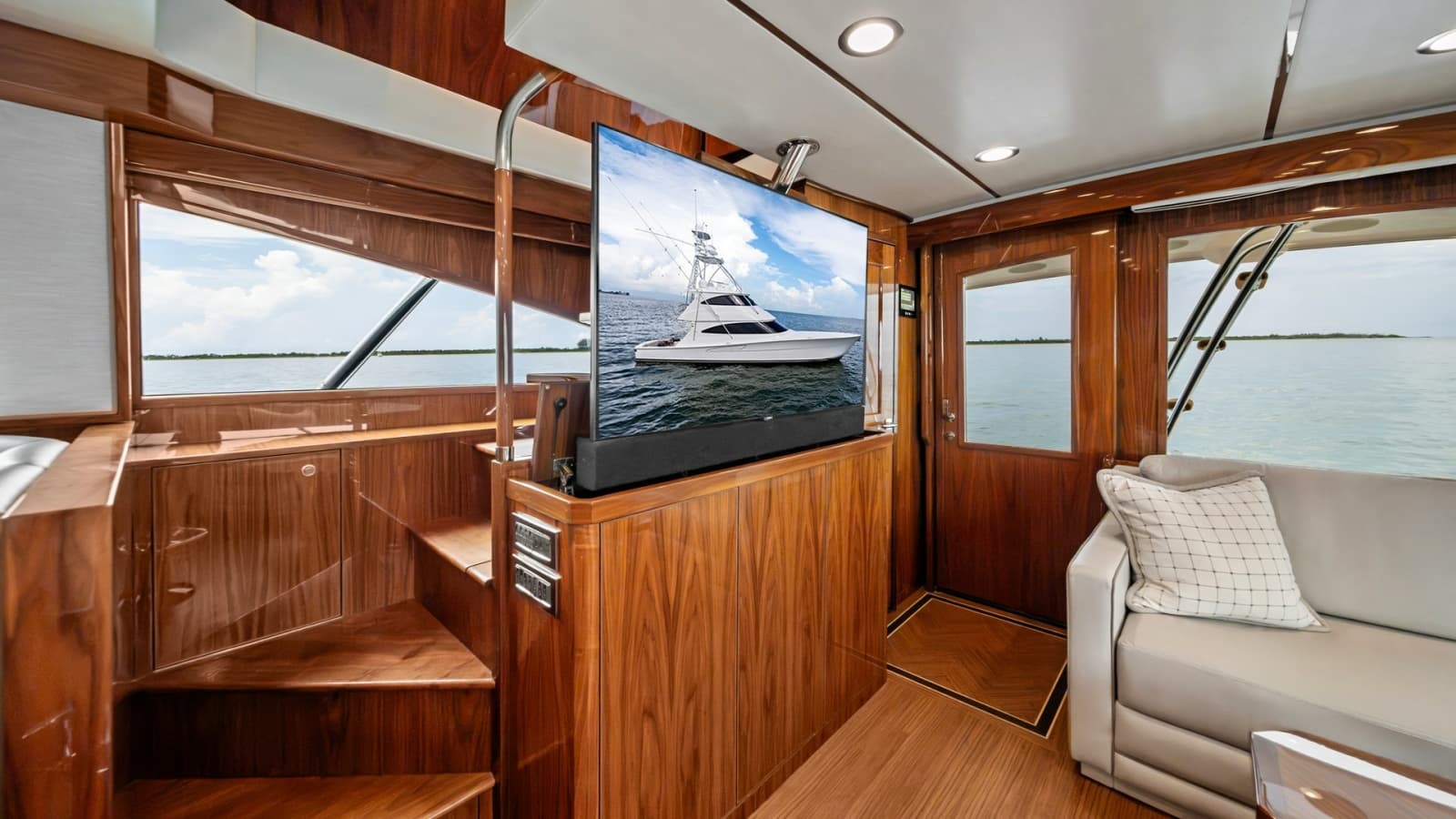 2021 Viking 72 Enclosed Bridge - Photo 17