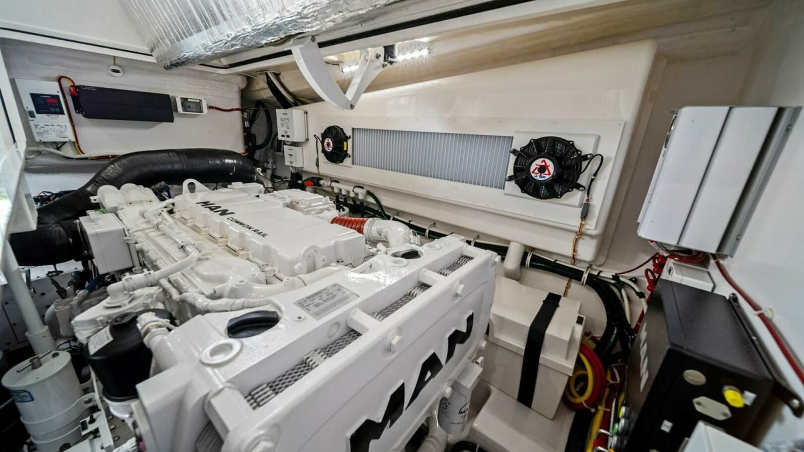 2021 Viking 46 Billfish - Photo 133