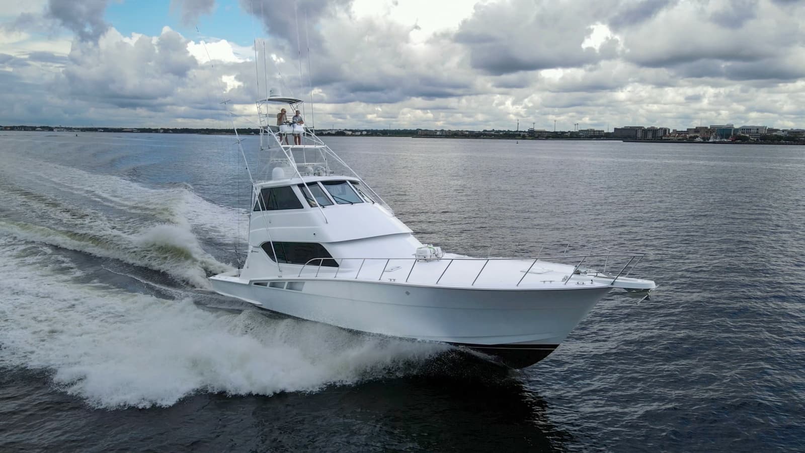 1999 Hatteras 60 Enclosed Bridge Convertible - Photo 63