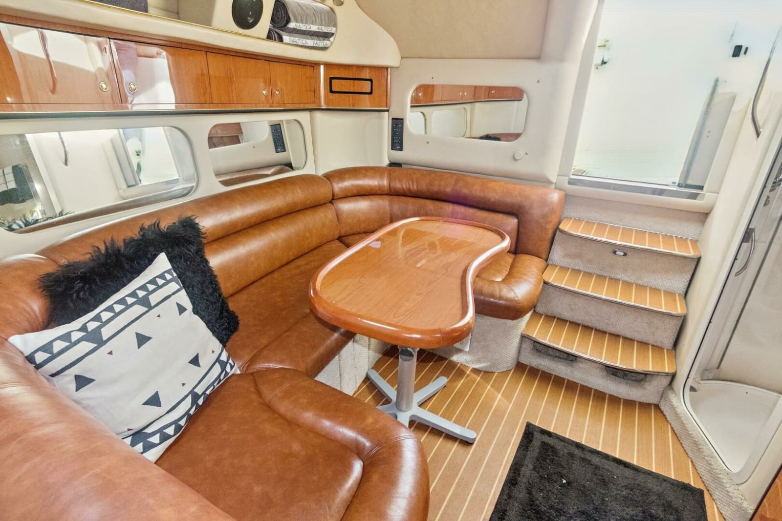 2000 Sea Ray 370 Express Cruiser - Photo 13