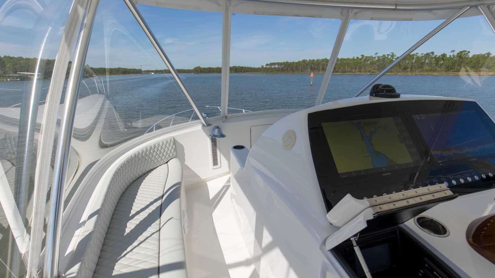 2024 Viking 54 Convertible - Photo 27