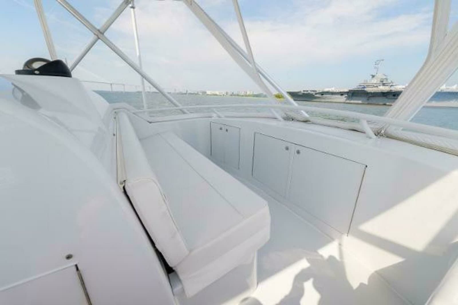 2002 Hatteras 50 Convertible - Photo 10
