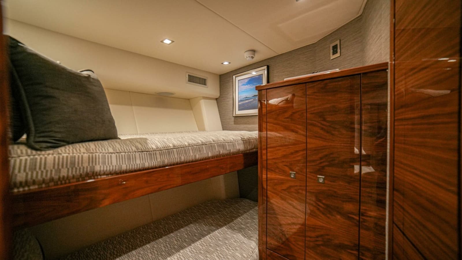 2023 Viking 72 Convertible - Photo 65
