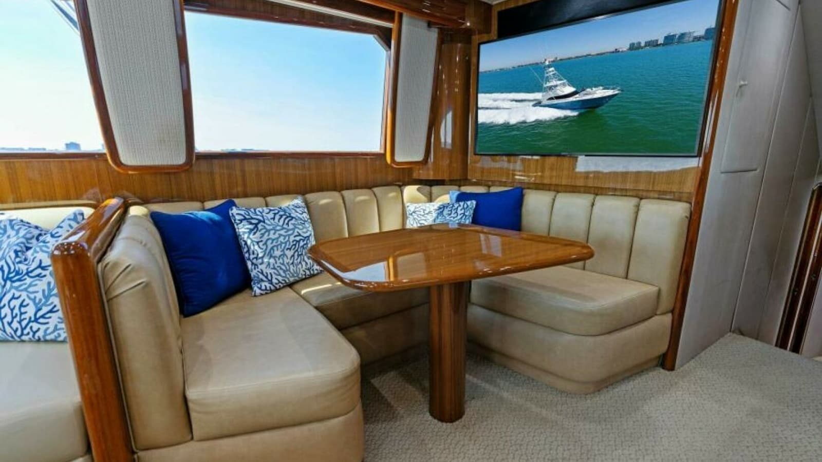 2013 Viking 55 Convertible - Photo 6