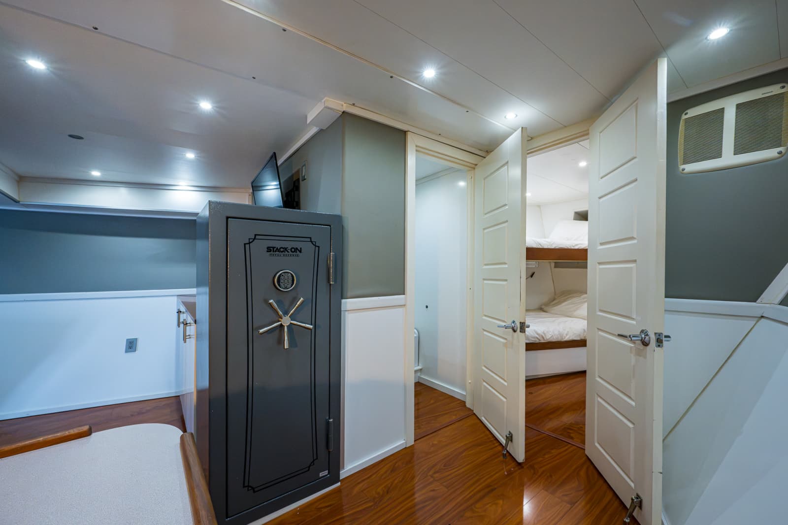 2013 Ocean Voyager 95 Expedition - Photo 71