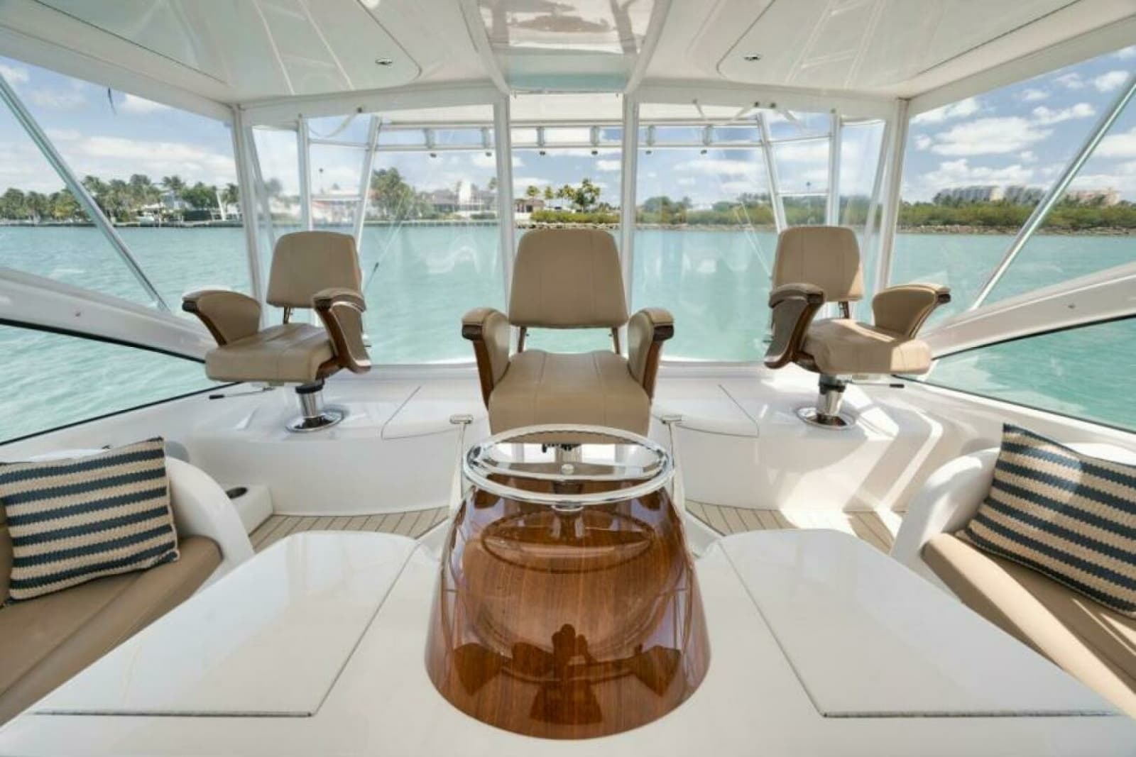 2015 Viking 42 Open - Photo 11