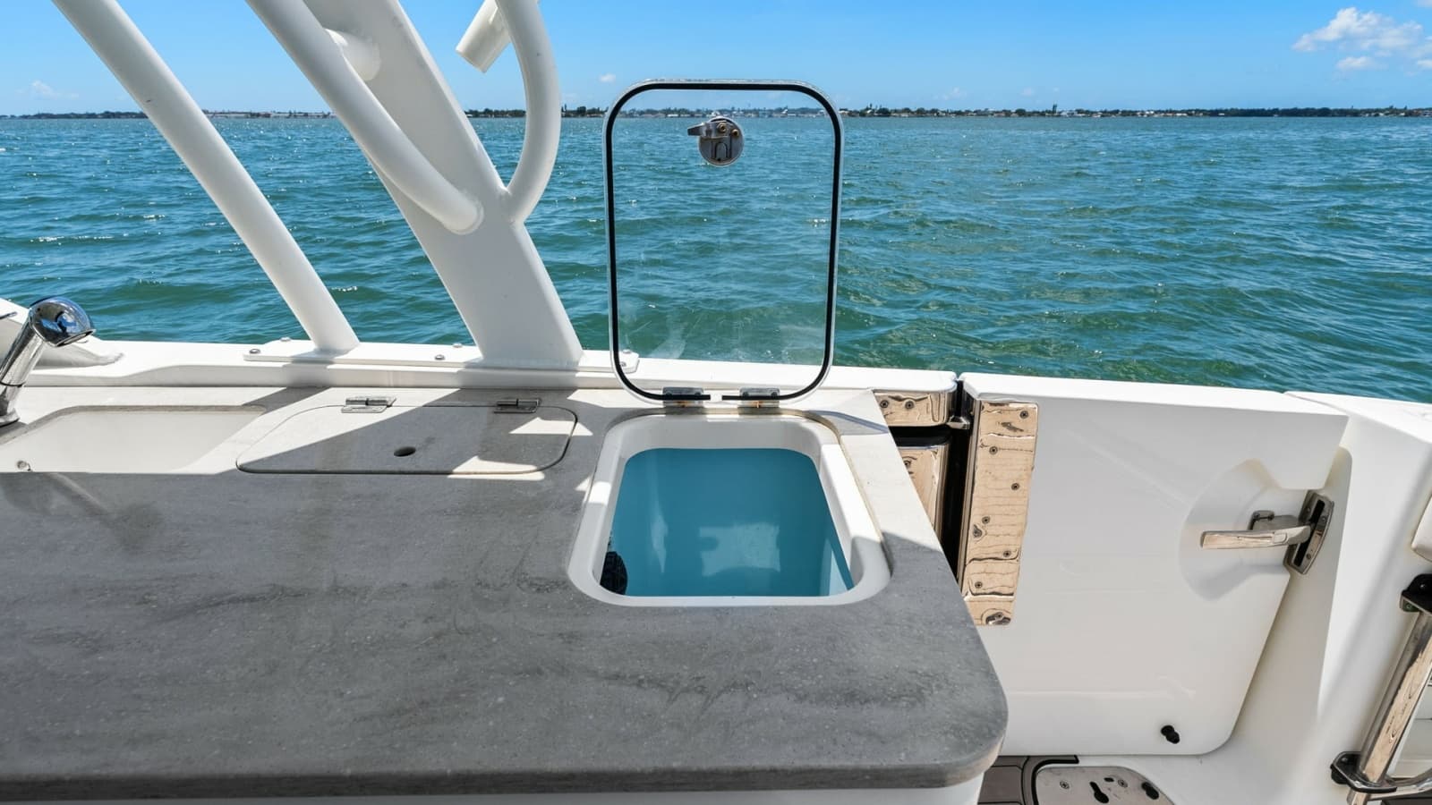 2019 Boston Whaler 320 Vantage - Photo 31