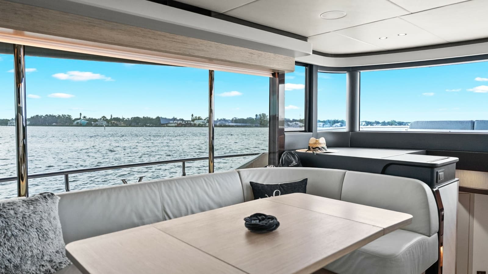 2024 Absolute 52 Navetta - Photo 43