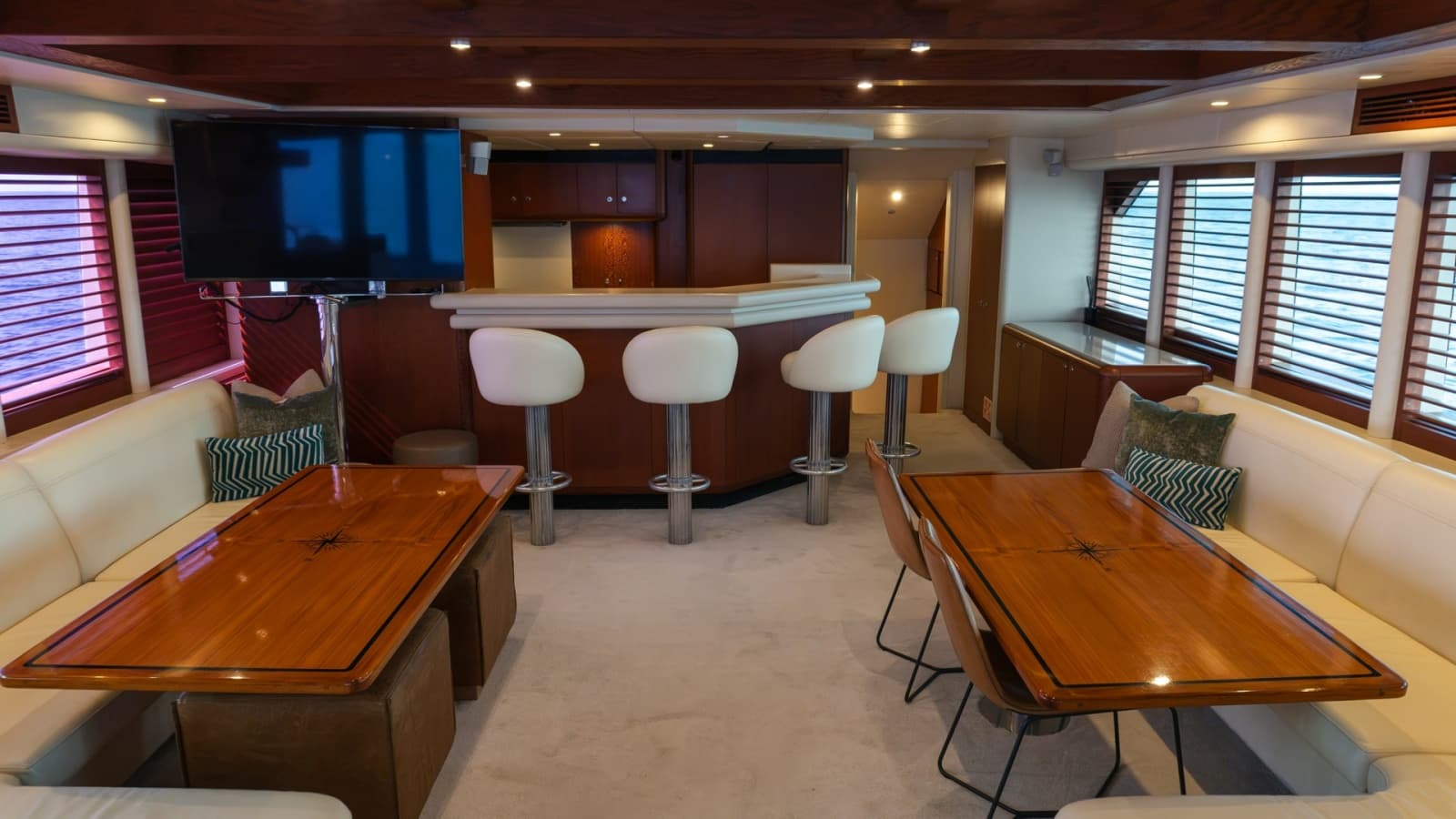 1996 Oceanfast 87 Enclosed Bridge Sportfish - Photo 5