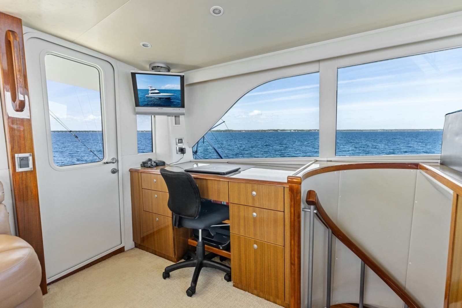 2008 Viking 68 Skybridge - Photo 45