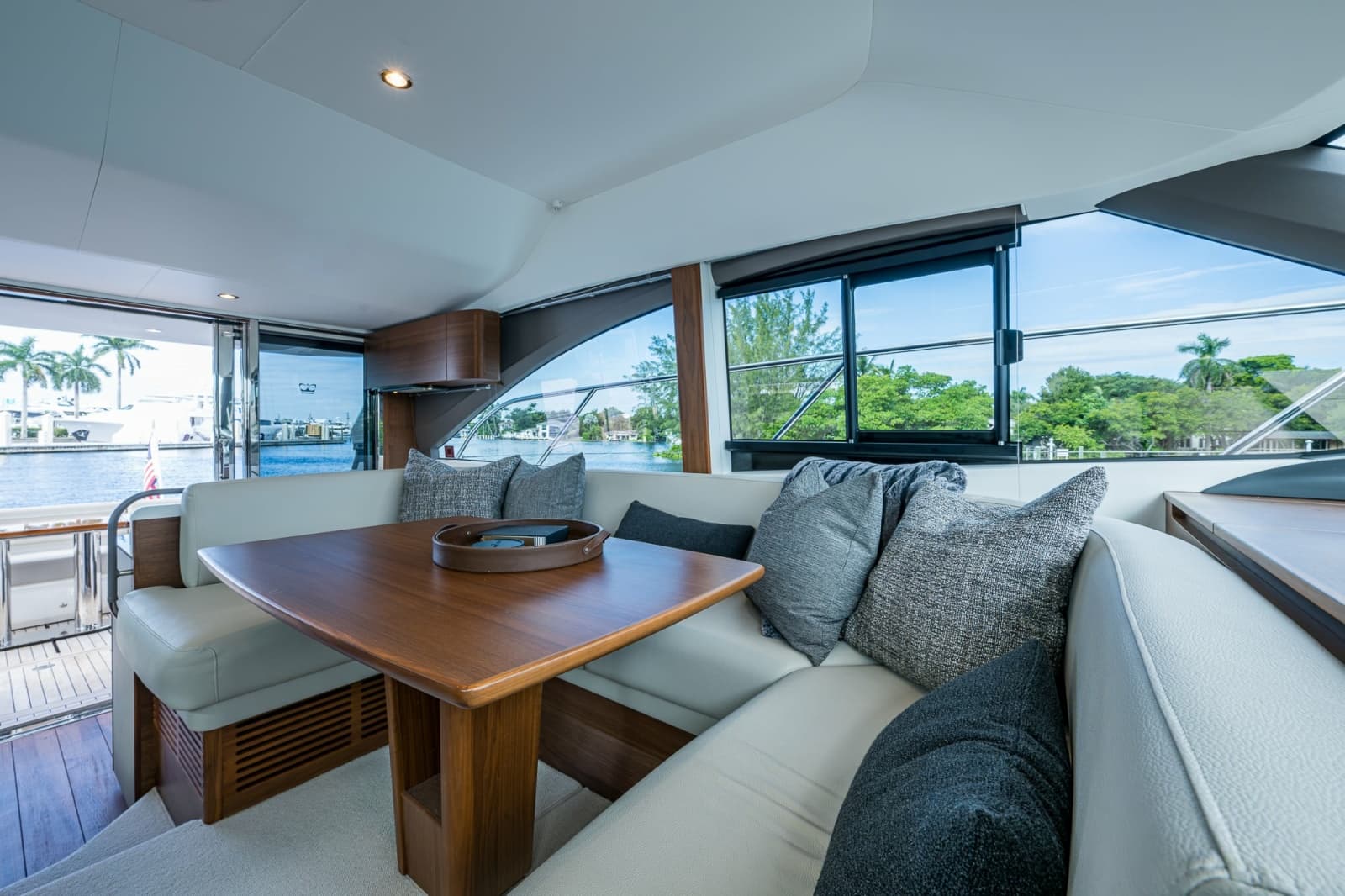 2025 Princess F45 - Photo 26