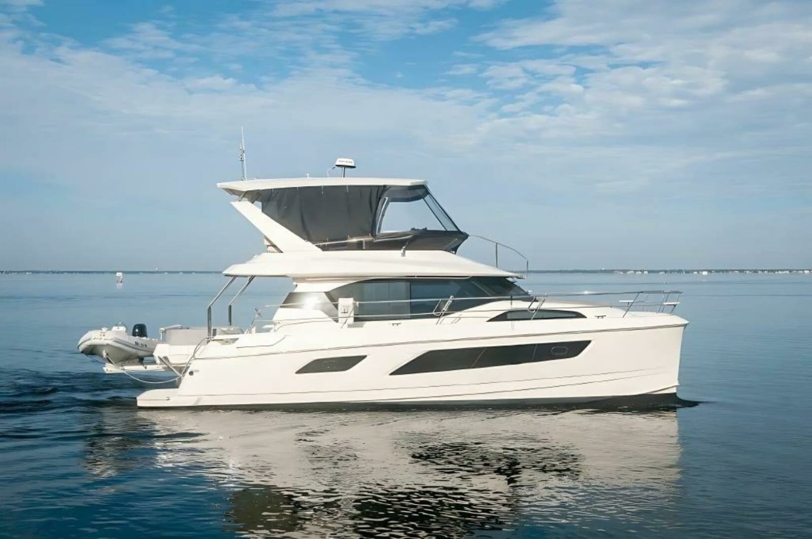 2018 Aquila 44 Yacht - Photo 1