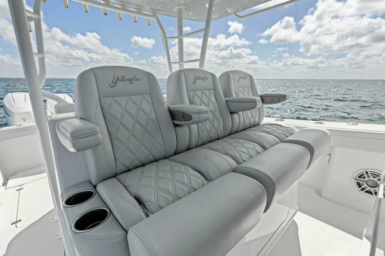 2024 Yellowfin 42 Offshore - Photo 15