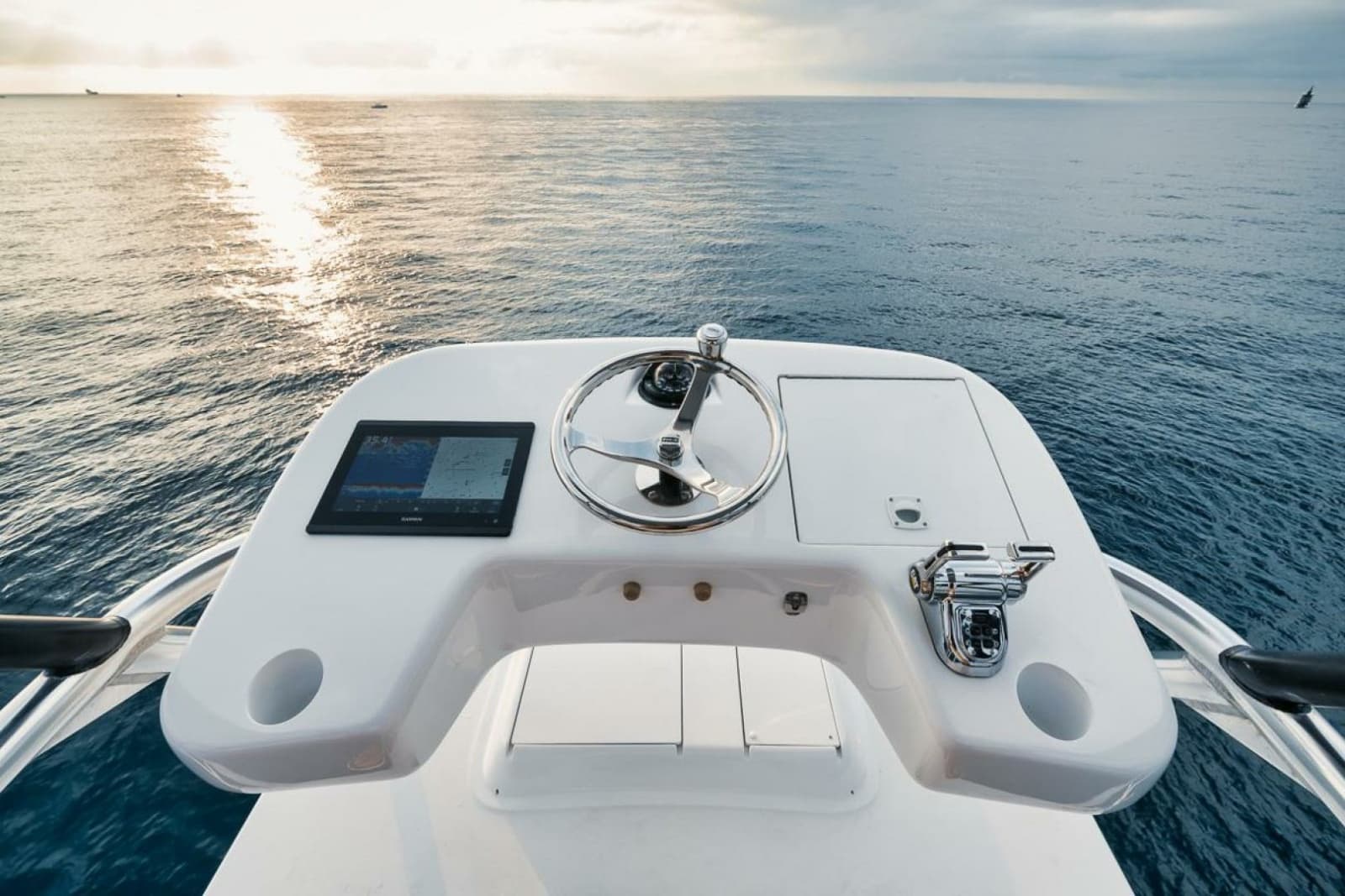2020 Hatteras Convertible GT59 - Photo 31