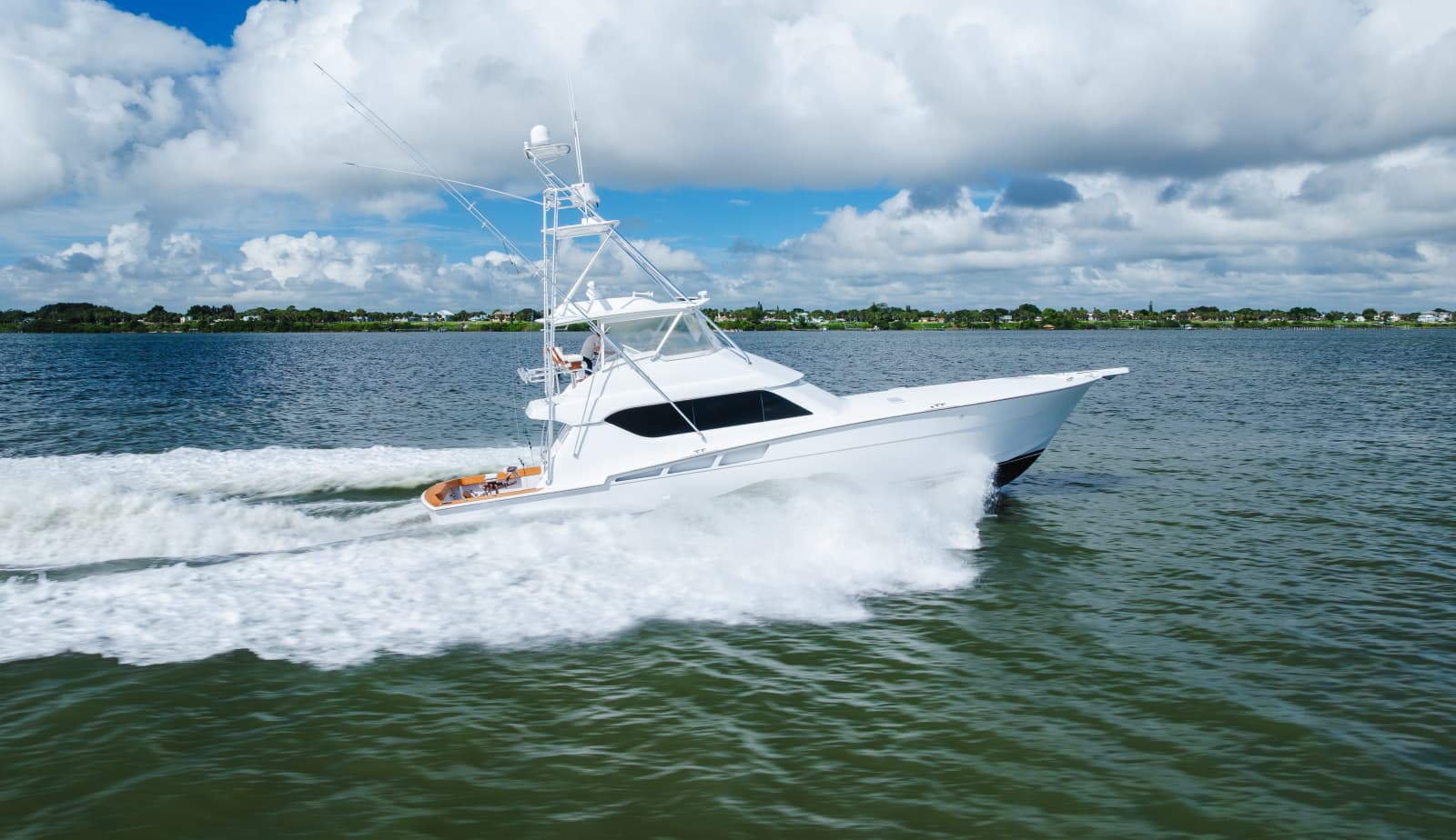 2005 Hatteras 60 Convertible - Photo 29