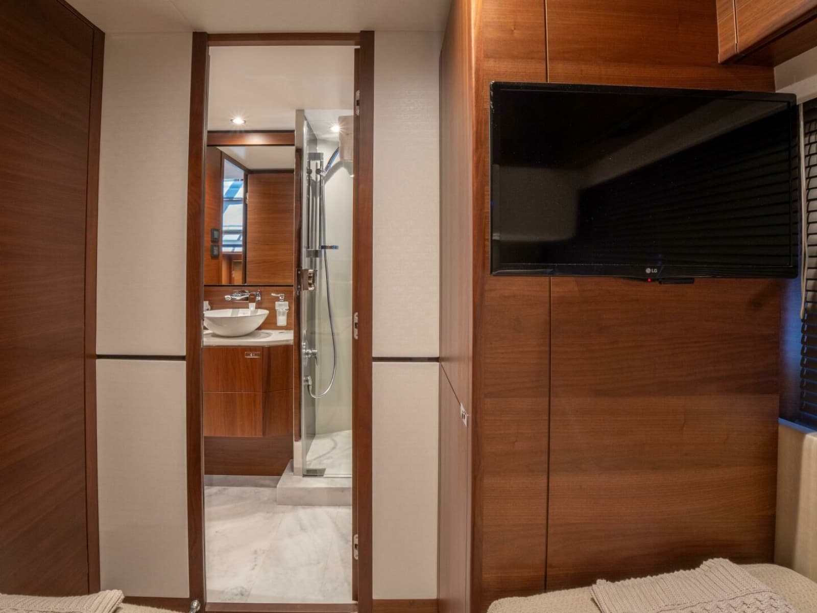 2020 Princess S66 - Photo 57