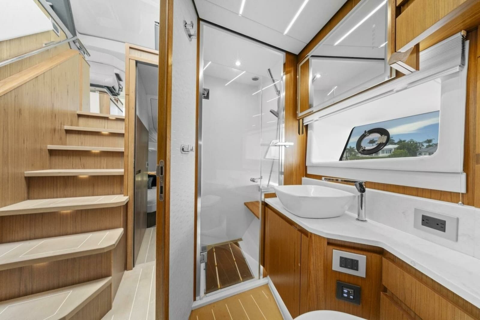 2023 Tiara Yachts EX 60 - Photo 58
