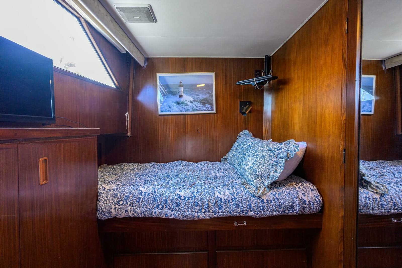 1991 Hatteras 78 Cockpit Motor Yacht - Photo 27