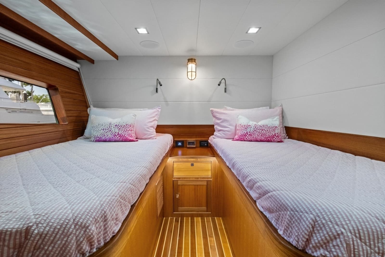 2024 Marlow 90V - Photo 95