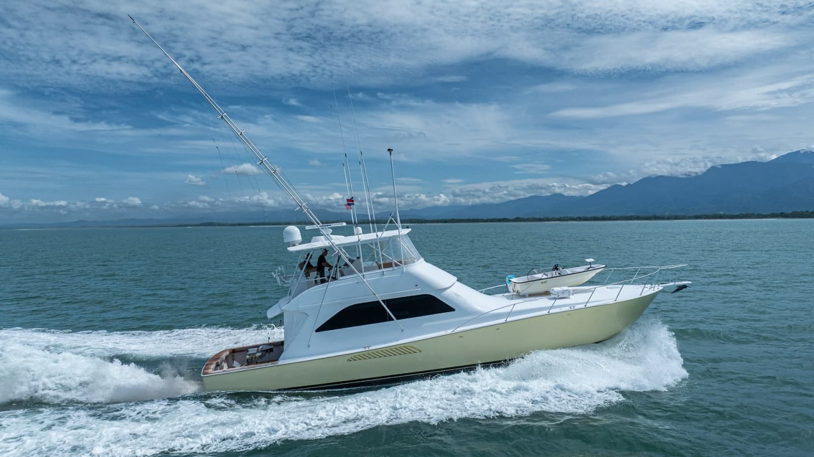 2002 Viking 61 Convertible - Photo 83