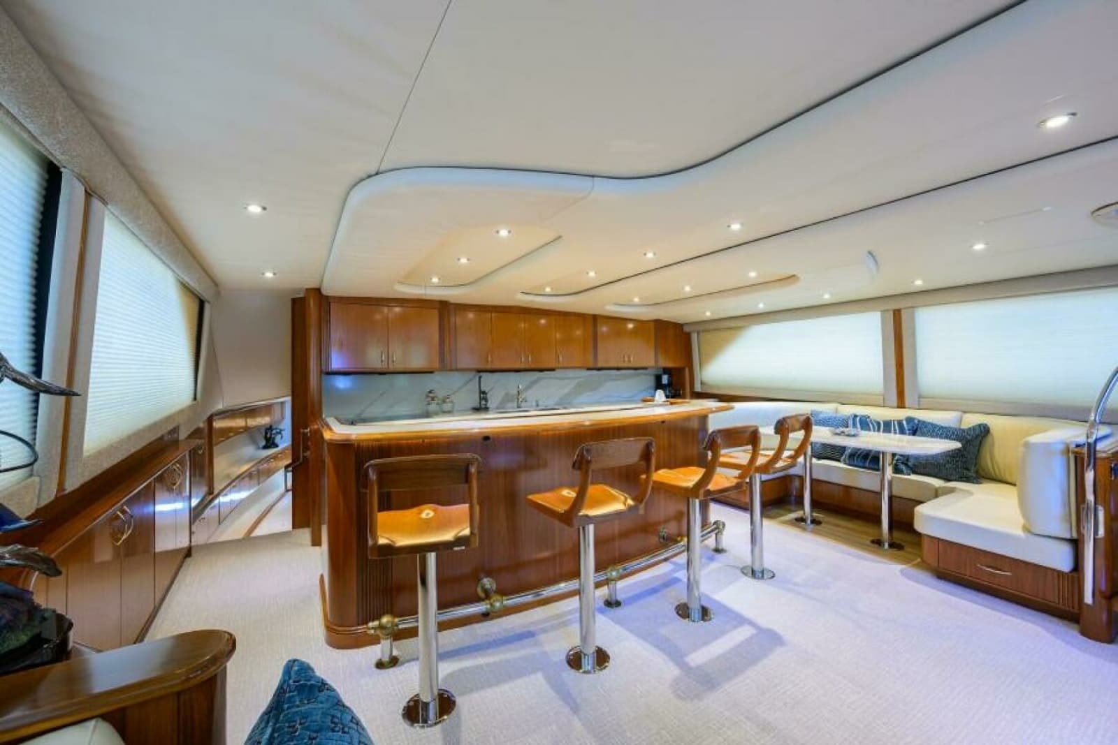 2004 Sea Force IX 82 Enclosed Bridge - Photo 1