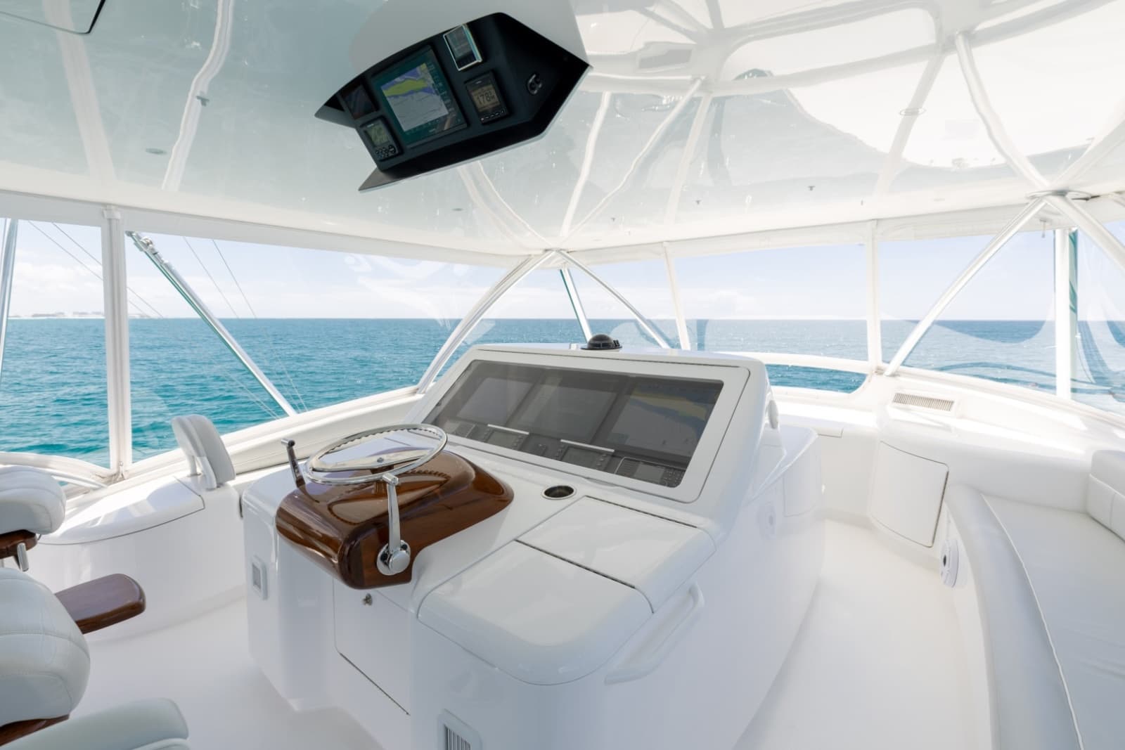 2023 Viking 72 Convertible - Photo 76