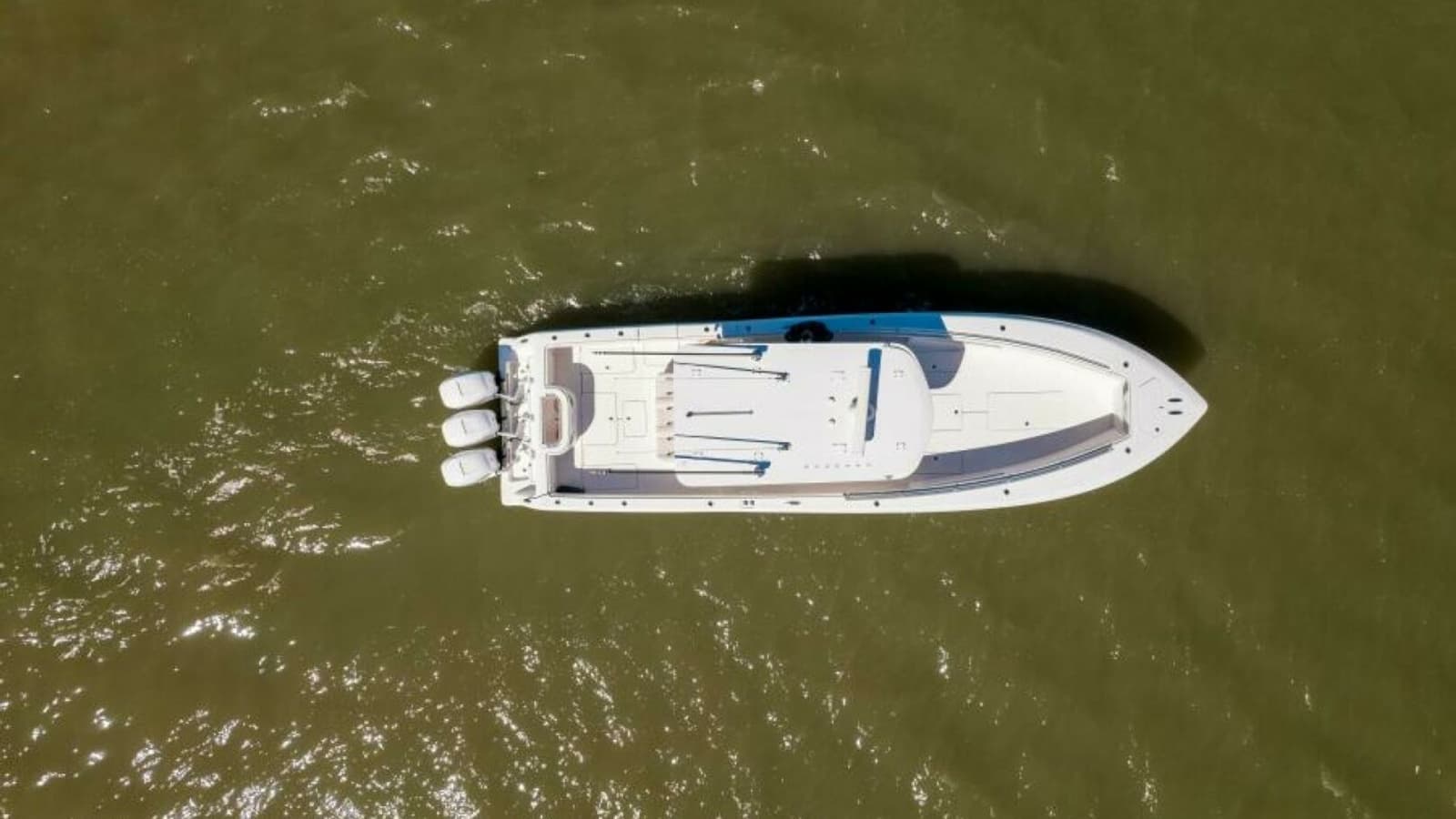2019 Invincible 39 Open - Photo 52