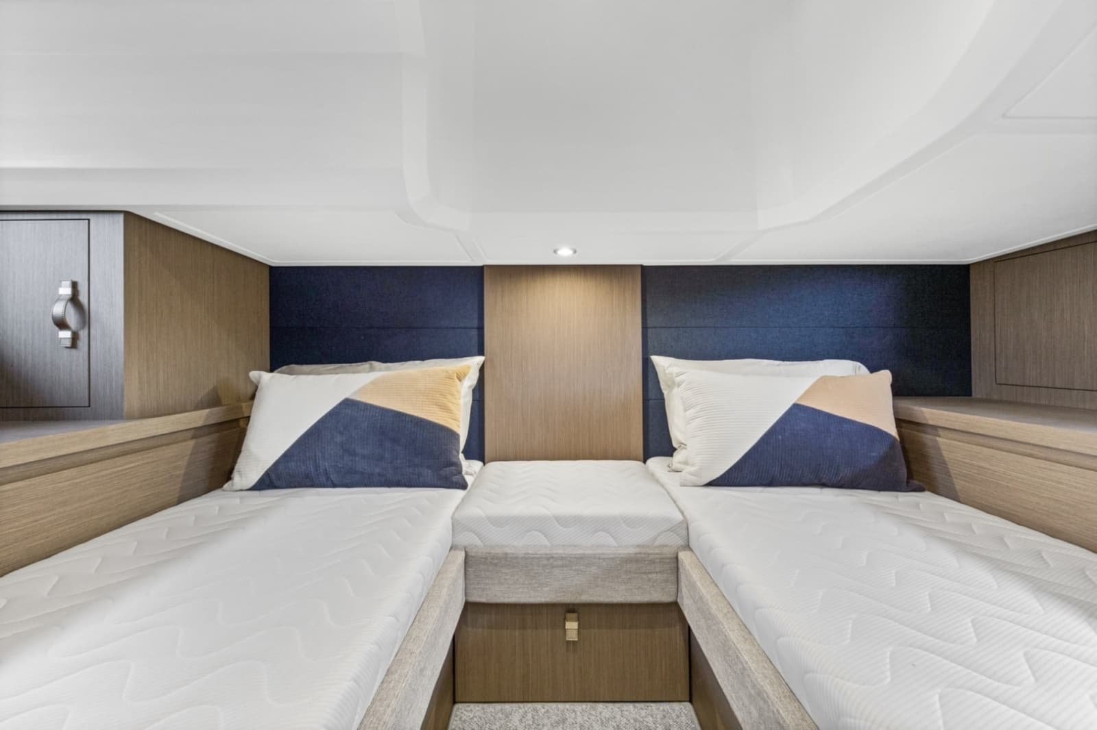 2022 Beneteau 41 Grand Turismo - Photo 12
